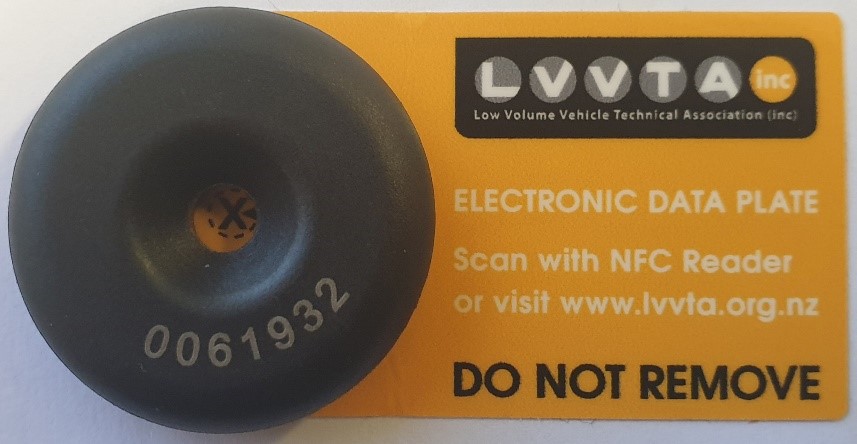 Electronic data plate